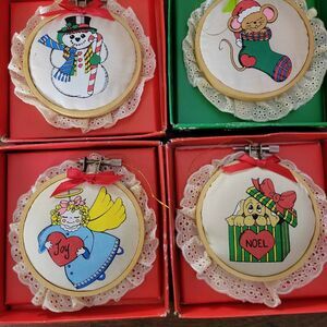Vintage 1985 Heart Warmers Wood & Cloth Christmas Ornaments Lot of 4
